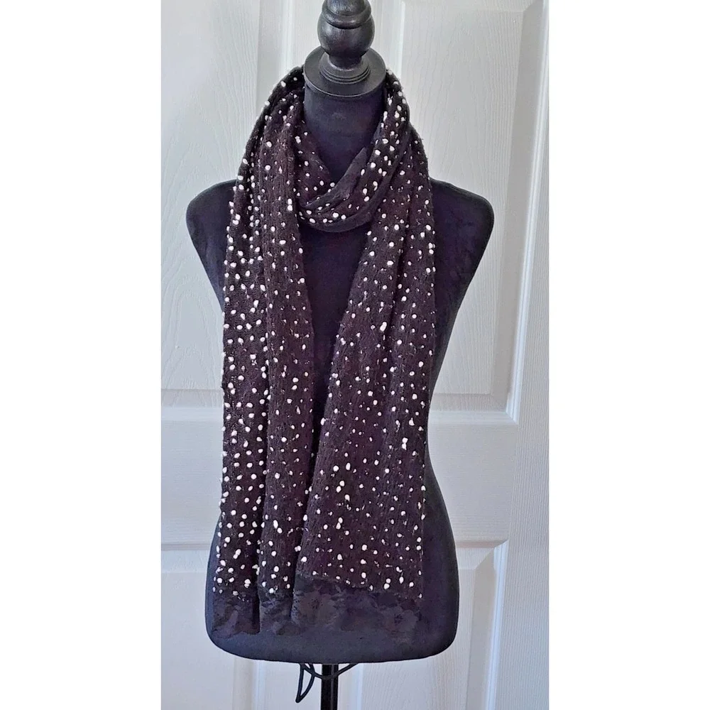 Black & White Lightweight Boucle Scarf with Lace Trim Size 78